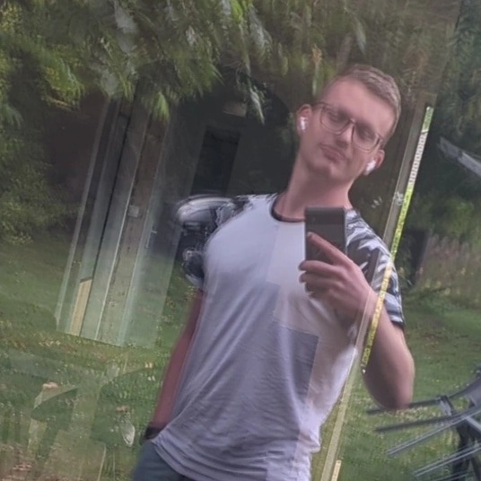 Beniamino - Girecourt-sur-Durbion - Vosges | Rencontre gay
