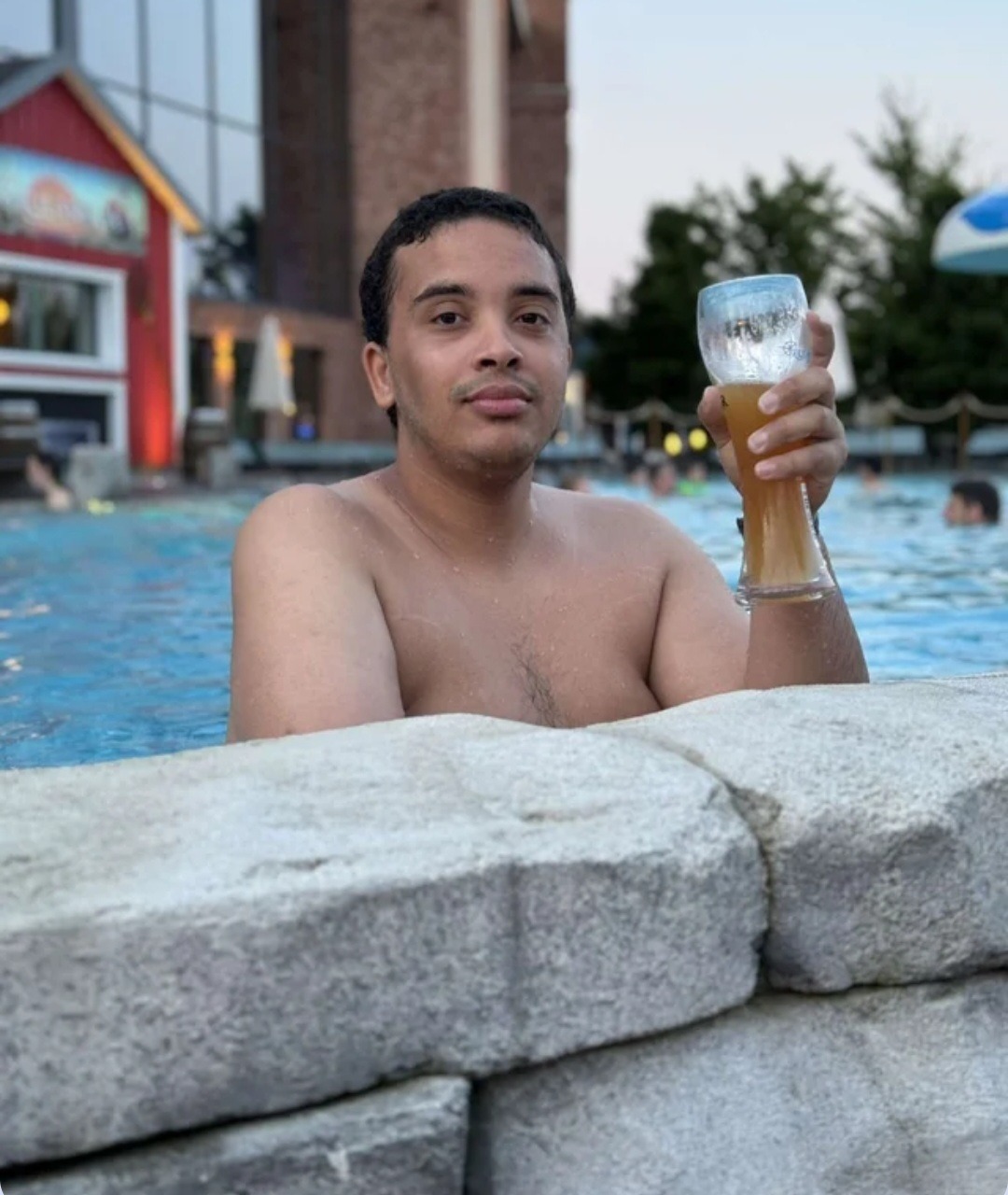 Nadjim - Buethwiller - Haut-Rhin | Rencontre gay