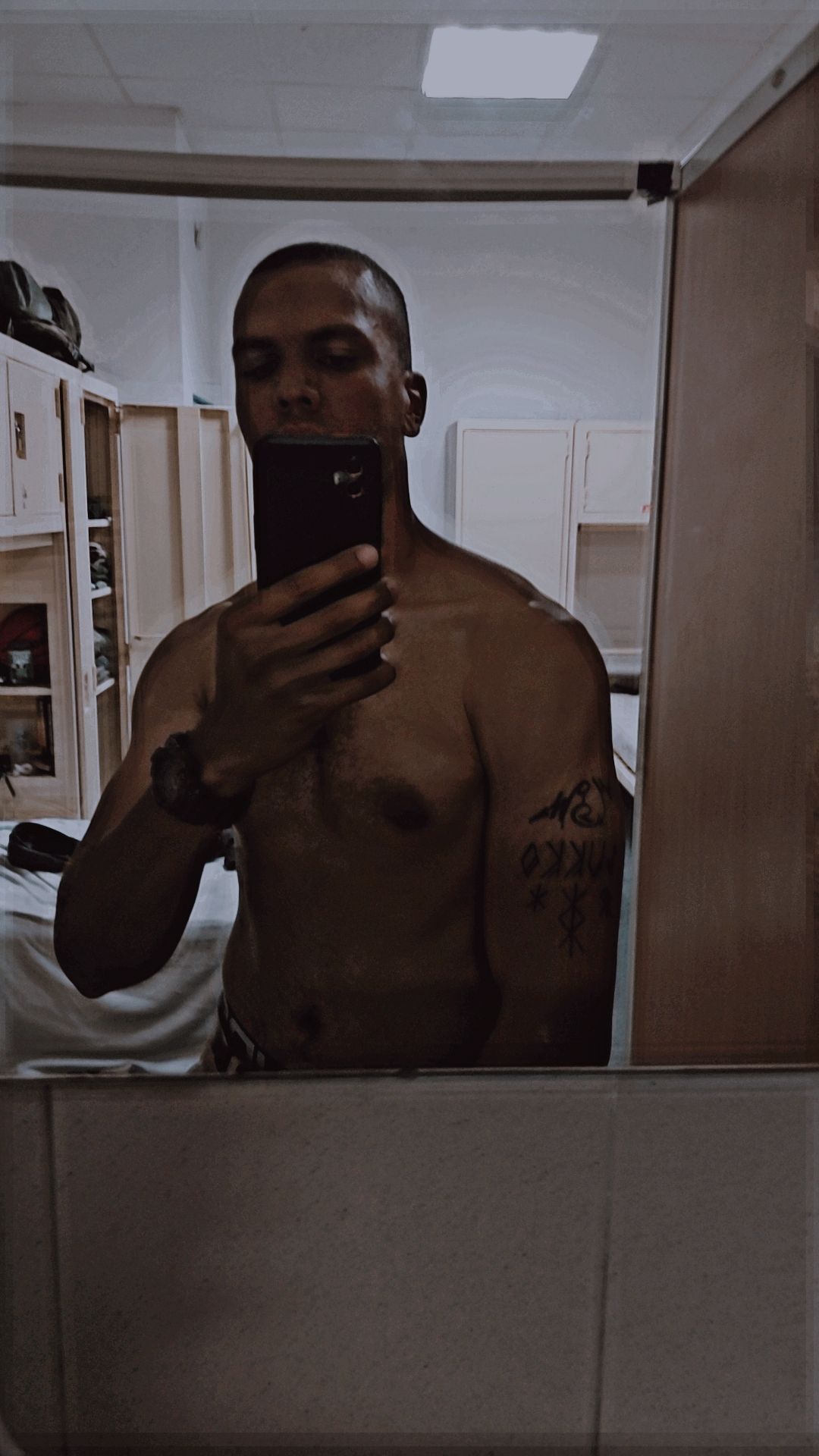 Genaro - Erstroff - Moselle | Rencontre gay