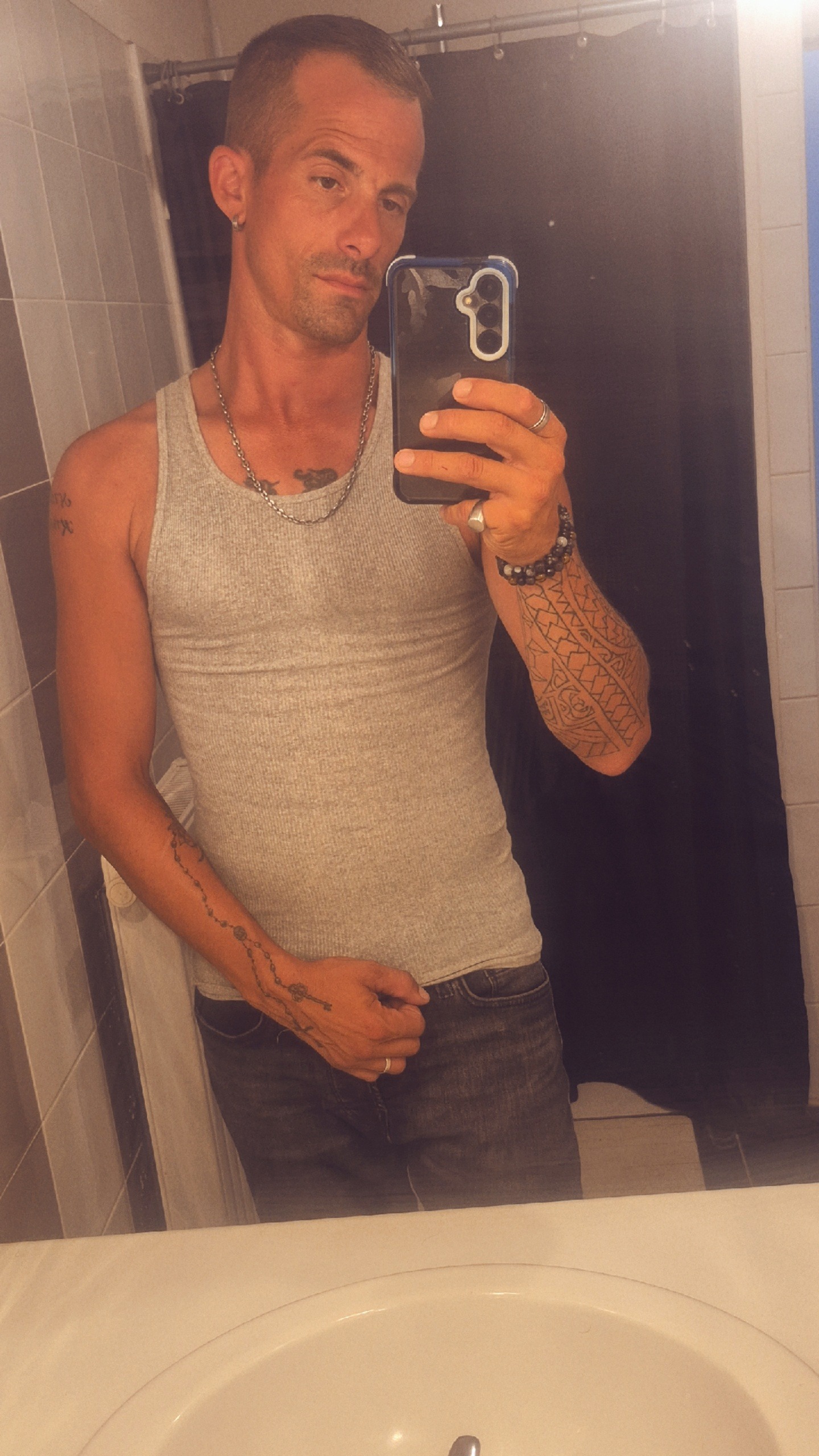 Louis-gabriel - Berru - Marne | Rencontre gay